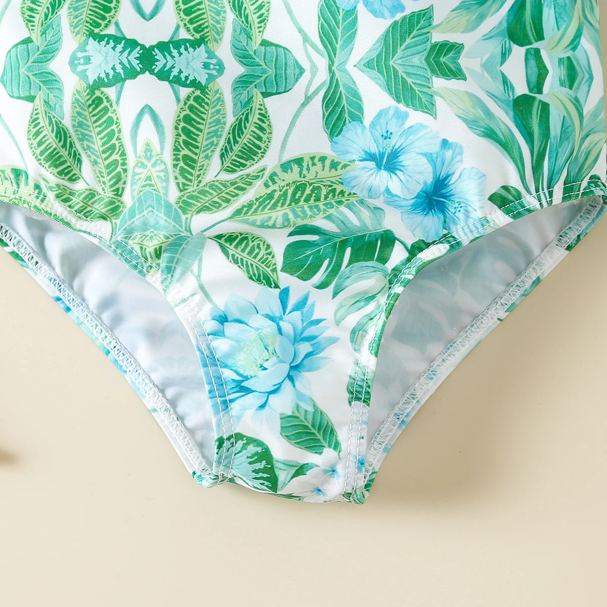 Maillot de bain  Fille une pièce à volants motif tropical